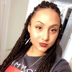 Meet your Posher, Tiffany